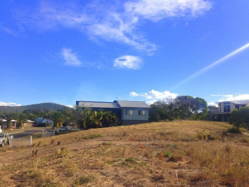 11 Marine Parade, Agnes Water QLD 4677