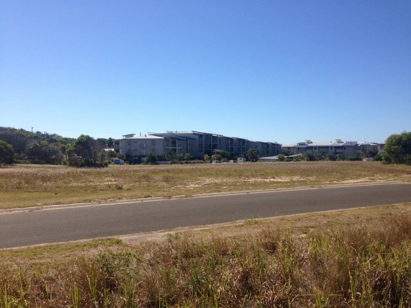 1 Beaches Village Circuit, Agnes Water QLD 4677