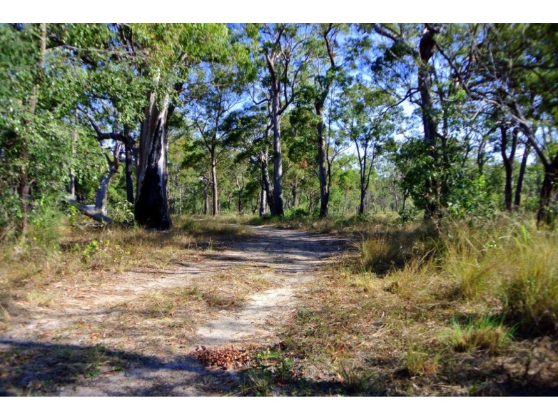 126 McGhee Cres, Agnes Water QLD 4677