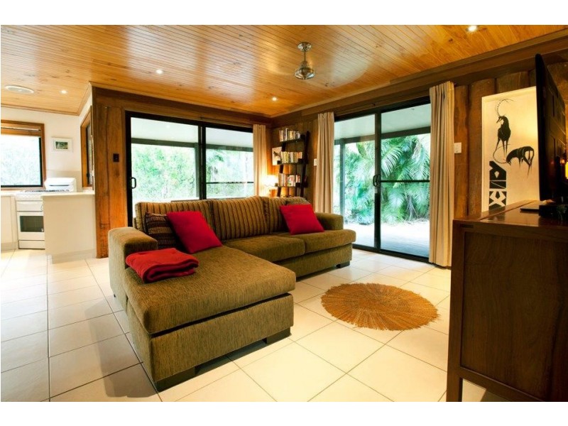 428 Lady Elliot Dr, Agnes Water QLD 4677