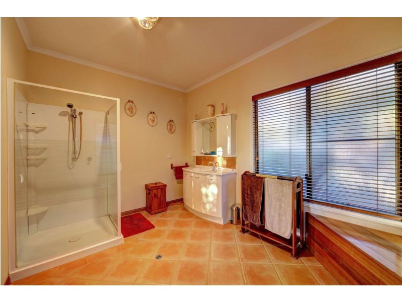 82 Josefski Drive, Agnes Water QLD 4677
