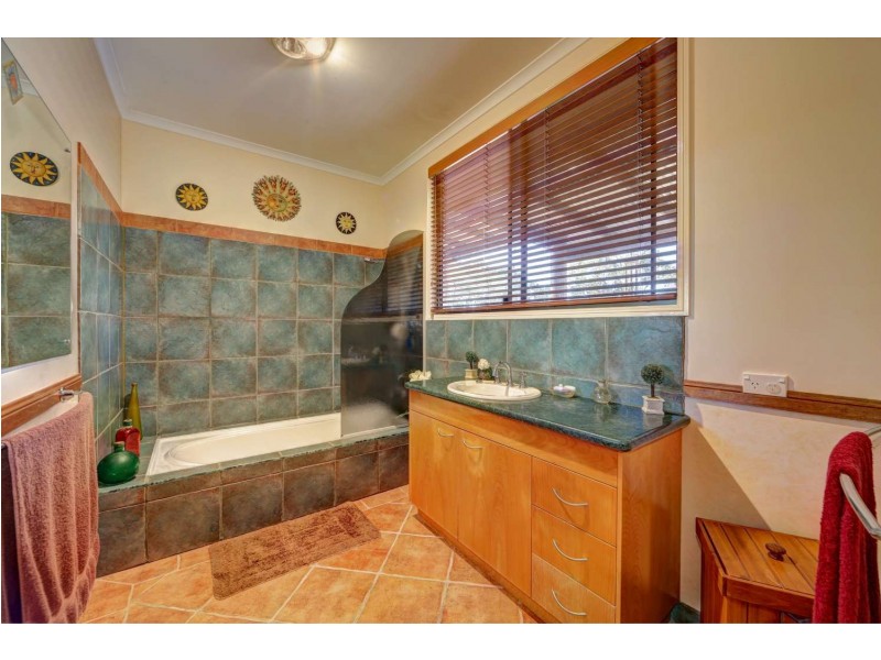 82 Josefski Drive, Agnes Water QLD 4677