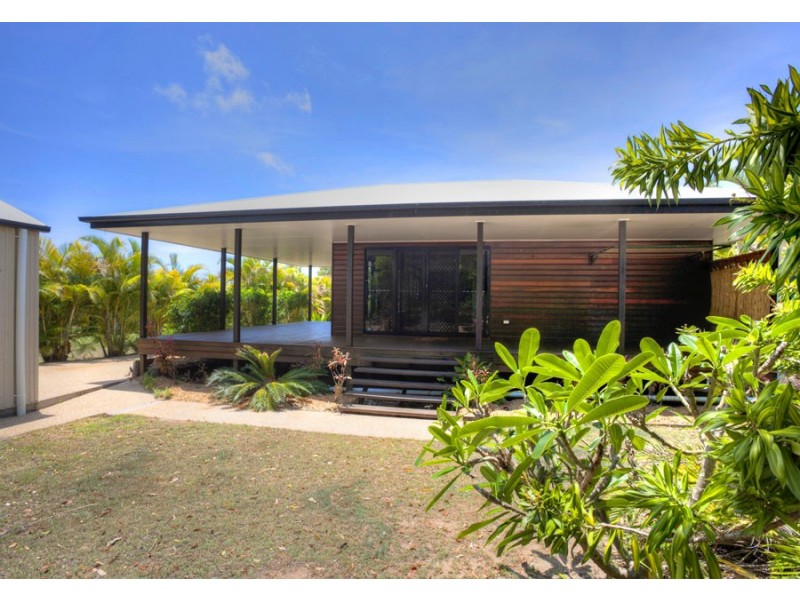 14 Discovery Drive, Agnes Water QLD 4677