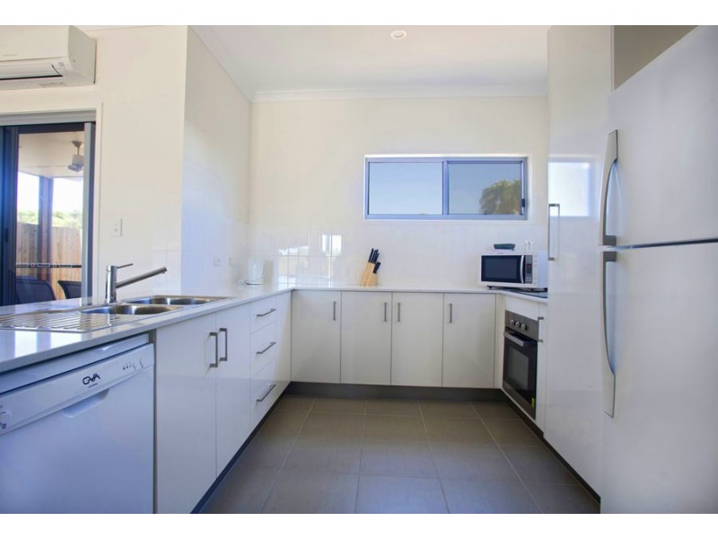 1 The Promenade, Agnes Water QLD 4677