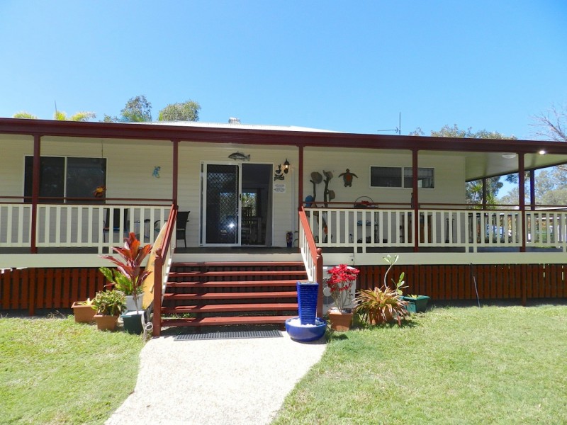 42 Bicentennial Drive, Agnes Water QLD 4677