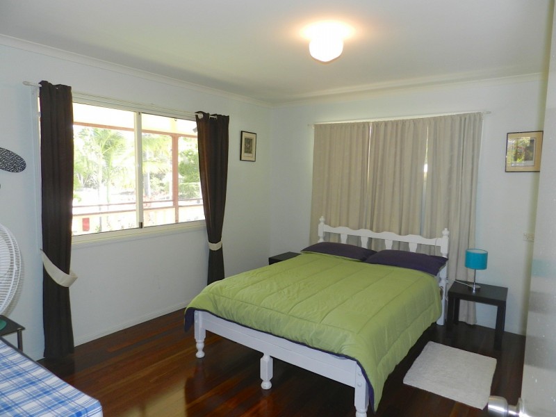 42 Bicentennial Drive, Agnes Water QLD 4677