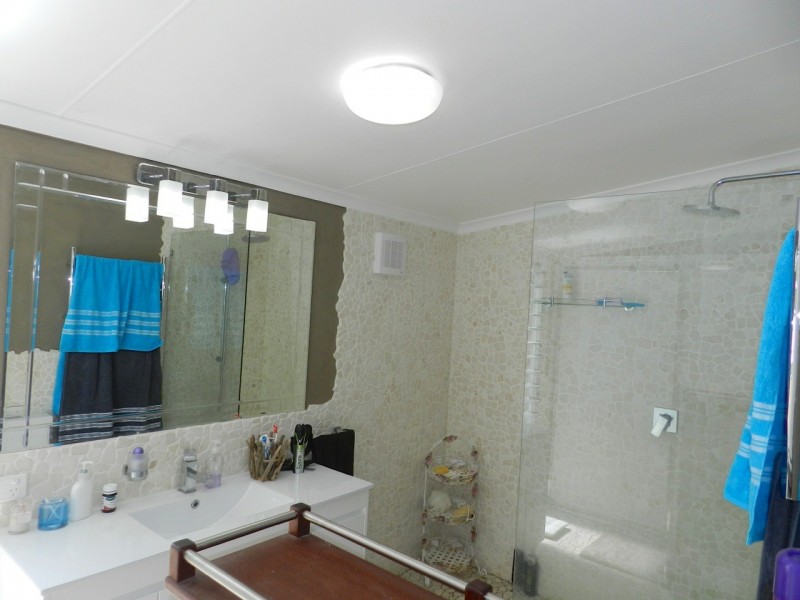 42 Bicentennial Drive, Agnes Water QLD 4677