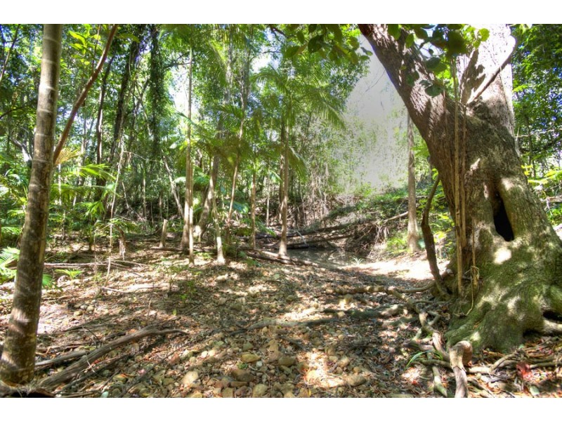 Lot 1 Round Hill Road, Captain Creek QLD 4677