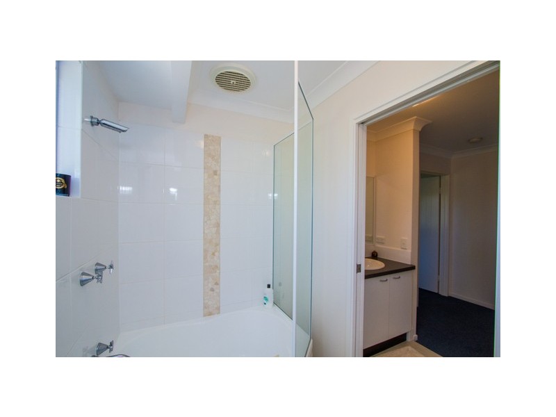 2/24 Discovery Drive, Agnes Water QLD 4677