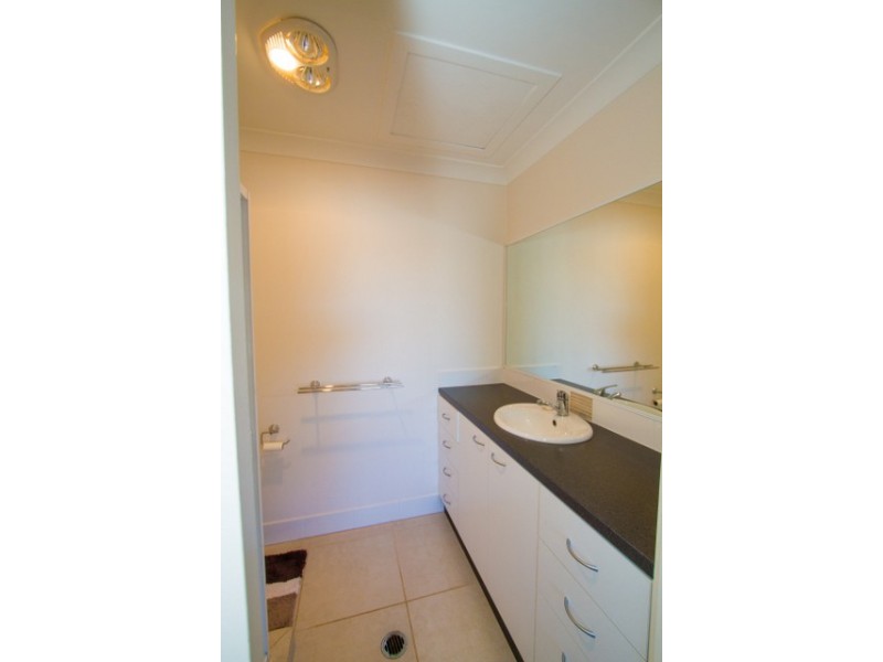 2/24 Discovery Drive, Agnes Water QLD 4677