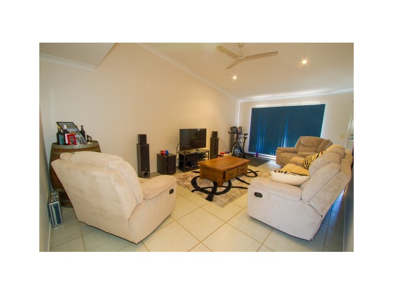 2/24 Discovery Drive, Agnes Water QLD 4677