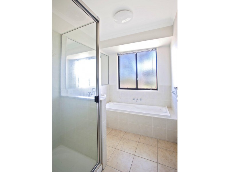 Unit 1 / No 6 Watermark Ave, Agnes Water QLD 4677