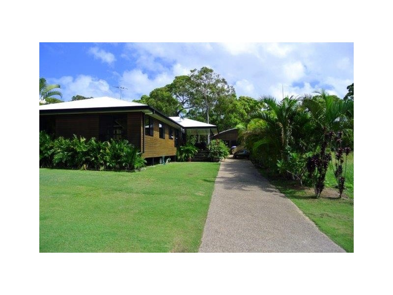 14 Discovery Drive, Agnes Water QLD 4677