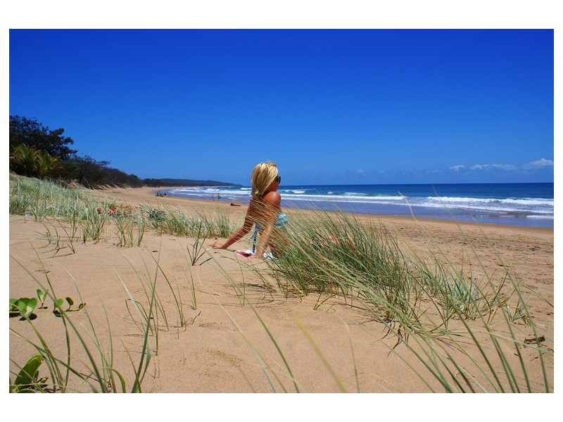 27 Atlantis Blvd, Agnes Water QLD 4677