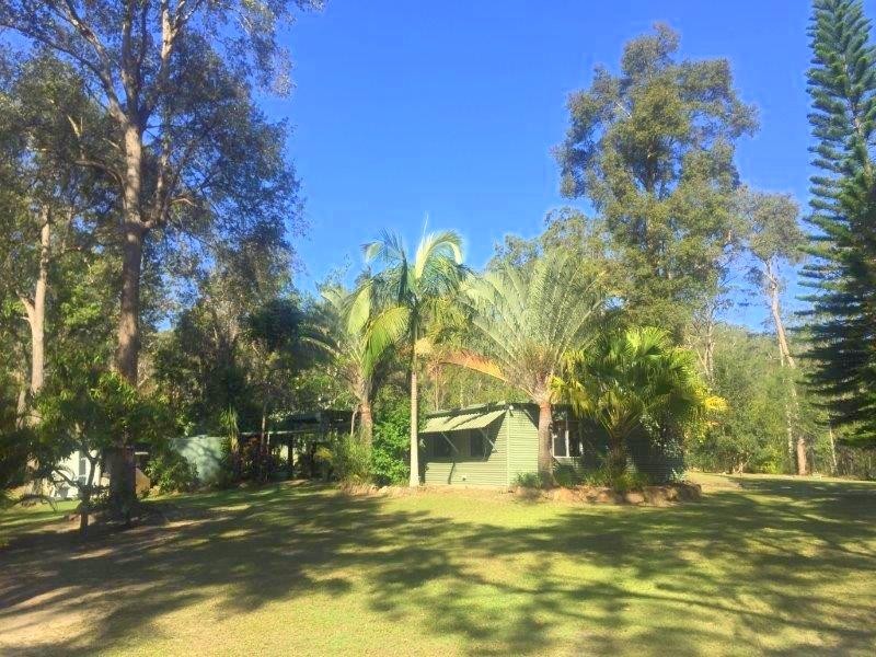 722 Creevey Drive, Captain Creek QLD 4677