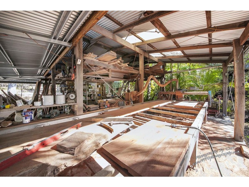 111 BOOTMAKER DR, Round Hill QLD 4677