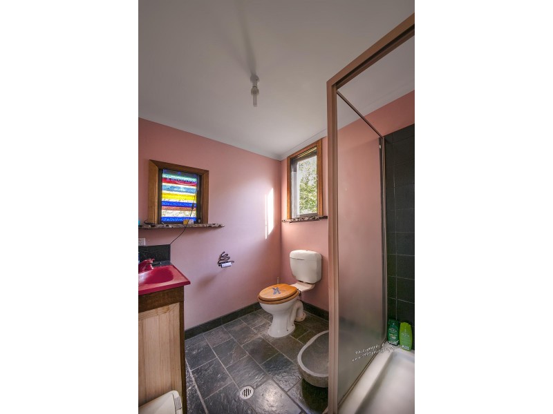 111 BOOTMAKER DR, Round Hill QLD 4677