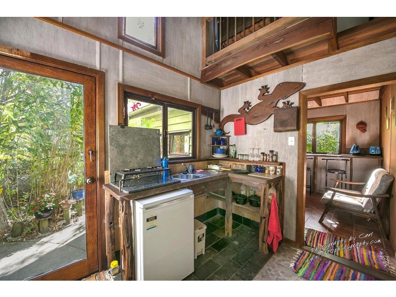 111 BOOTMAKER DR, Round Hill QLD 4677