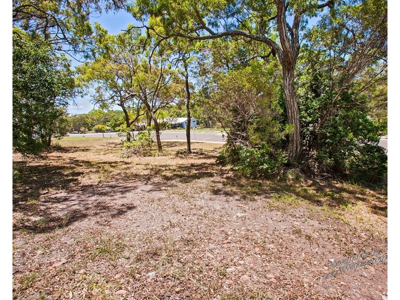 1 BRYANT ST, Agnes Water QLD 4677
