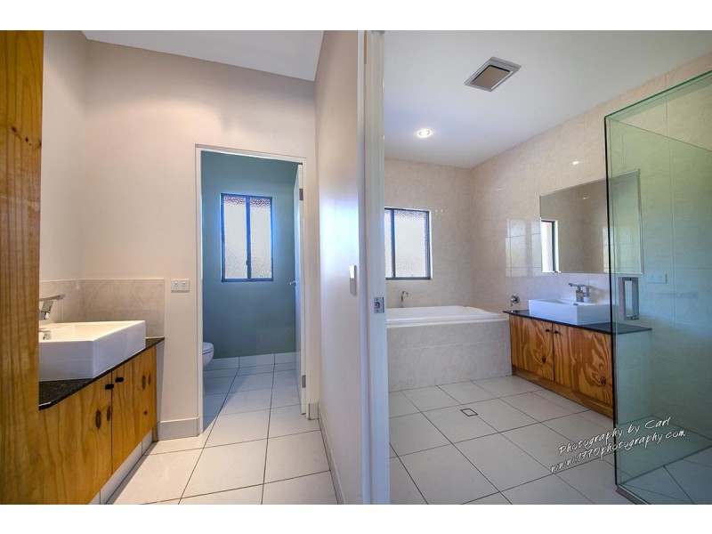 37 JOBSON RD, Agnes Water QLD 4677