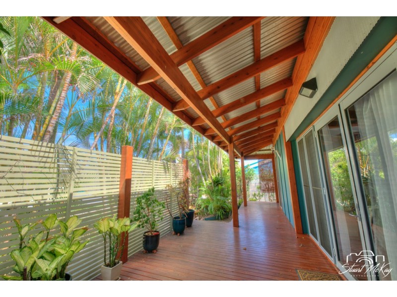 5 JOSEPH BANKS BVD, Agnes Water QLD 4677