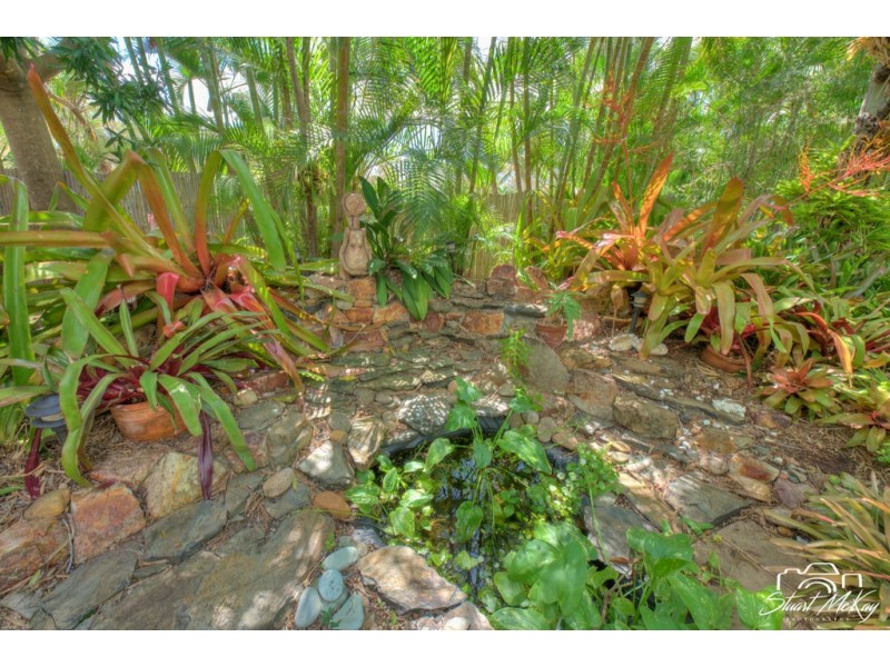 5 JOSEPH BANKS BVD, Agnes Water QLD 4677