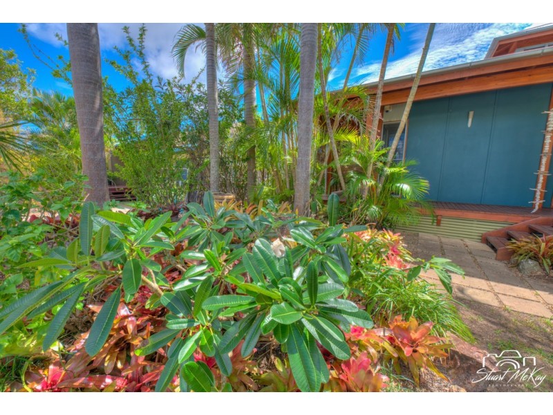 5 JOSEPH BANKS BVD, Agnes Water QLD 4677