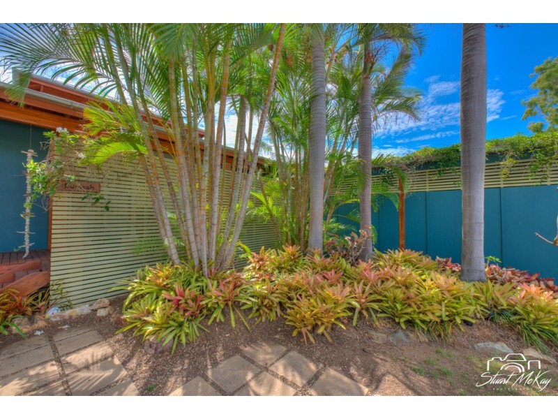 5 JOSEPH BANKS BVD, Agnes Water QLD 4677