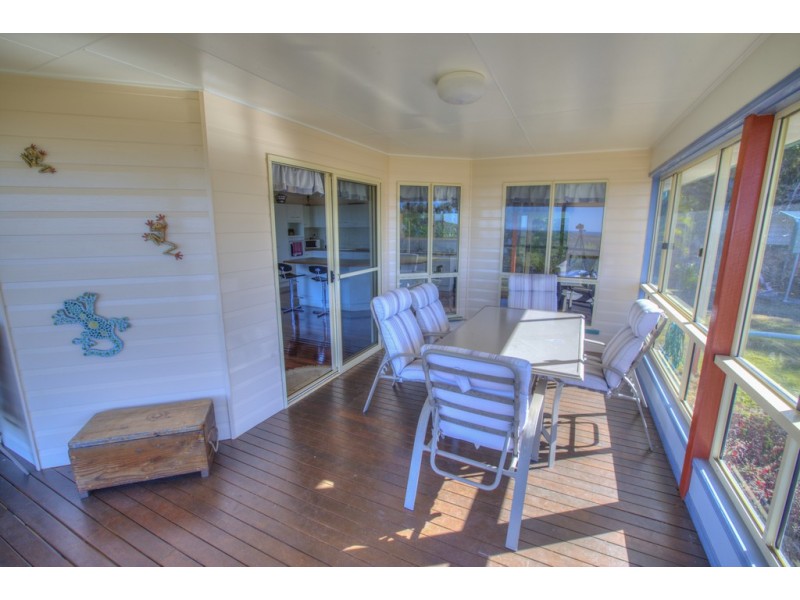 218 LADY ELLIOT DR, Agnes Water QLD 4677