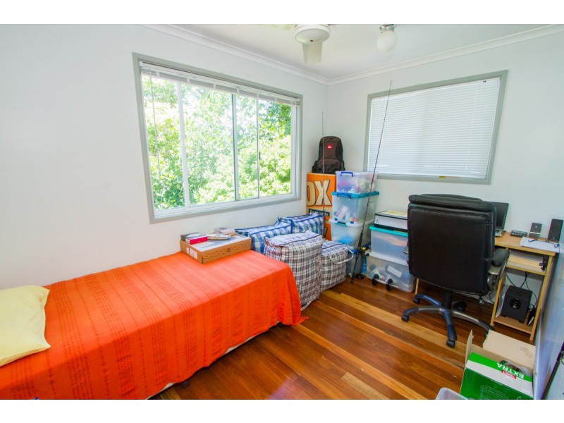 4 MURRAY HILTON CL, Agnes Water QLD 4677