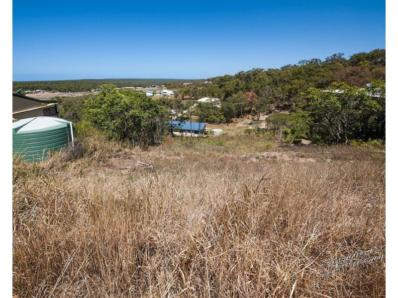 39 SEASPRAY DR, Agnes Water QLD 4677