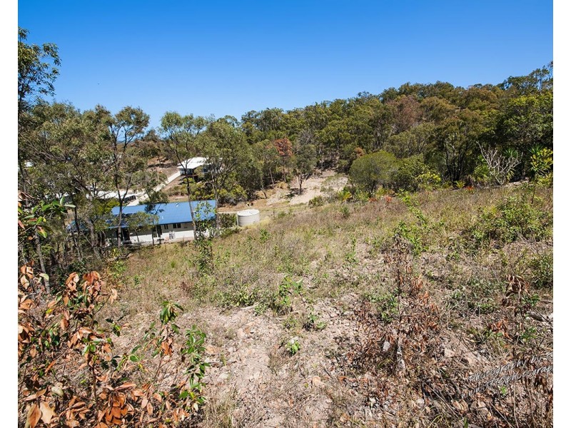 39 SEASPRAY DR, Agnes Water QLD 4677