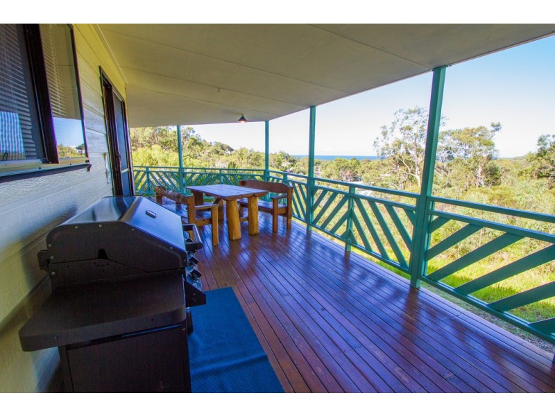 13 SUNLOVER AVE, Agnes Water QLD 4677