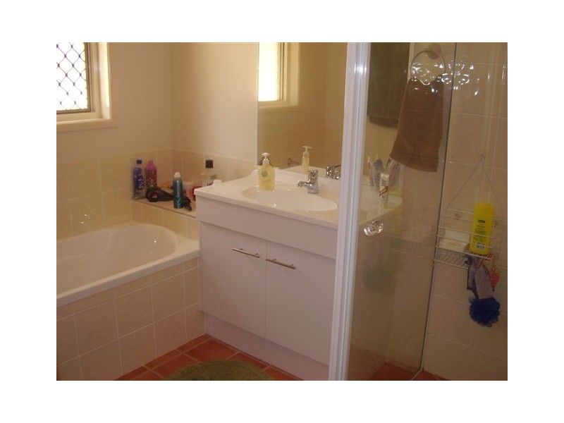 1345 Tablelands Rd, Mount Maria QLD 4674