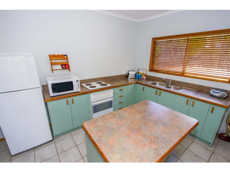 2 / 4 Zamia Court, Agnes Water QLD 4677