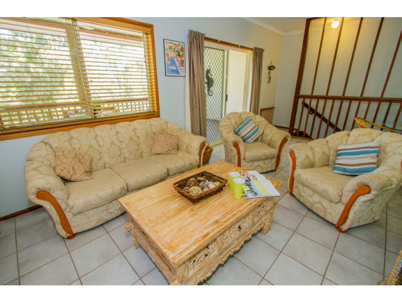 2 / 4 Zamia Court, Agnes Water QLD 4677