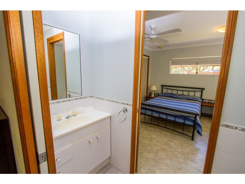 2 / 4 Zamia Court, Agnes Water QLD 4677