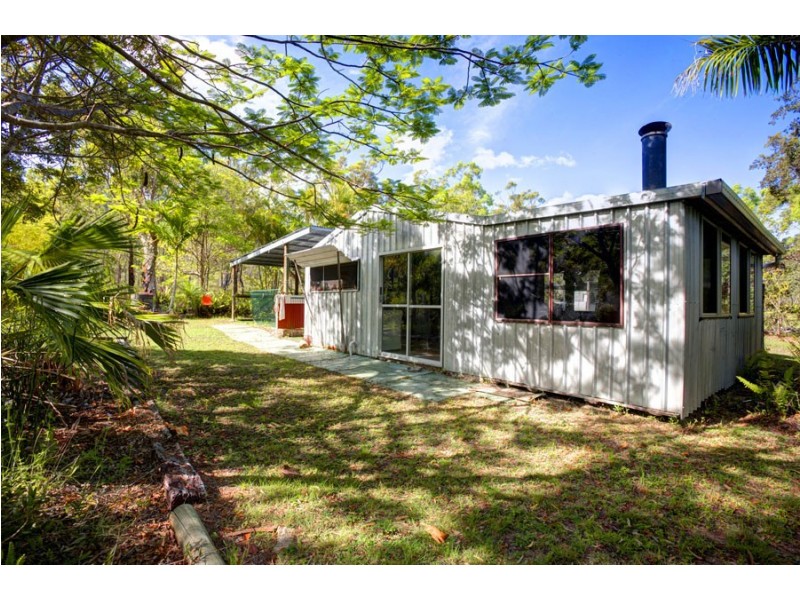 671 Murphy Road, Captain Creek QLD 4677