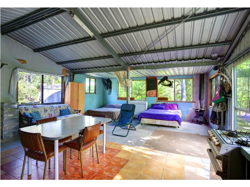 671 Murphy Road, Captain Creek QLD 4677