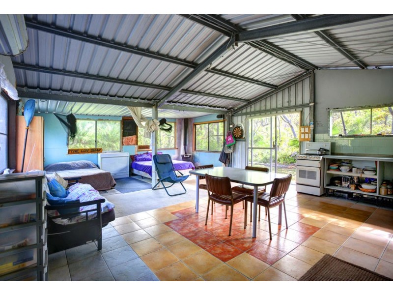 671 Murphy Road, Captain Creek QLD 4677