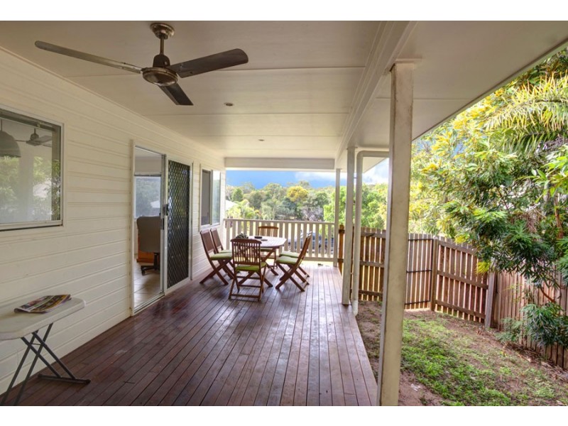 16 Joseph Banks Blvd, Agnes Water QLD 4677