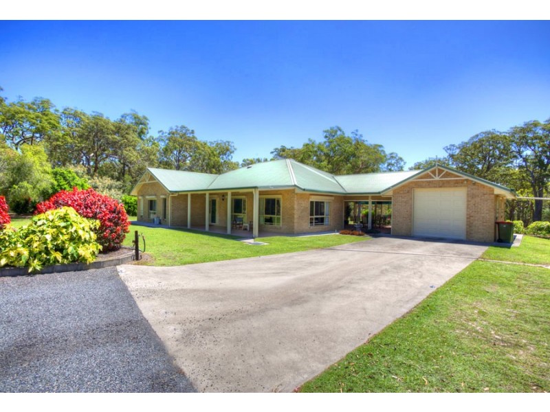 102 McGhee Crescent, Agnes Water QLD 4677