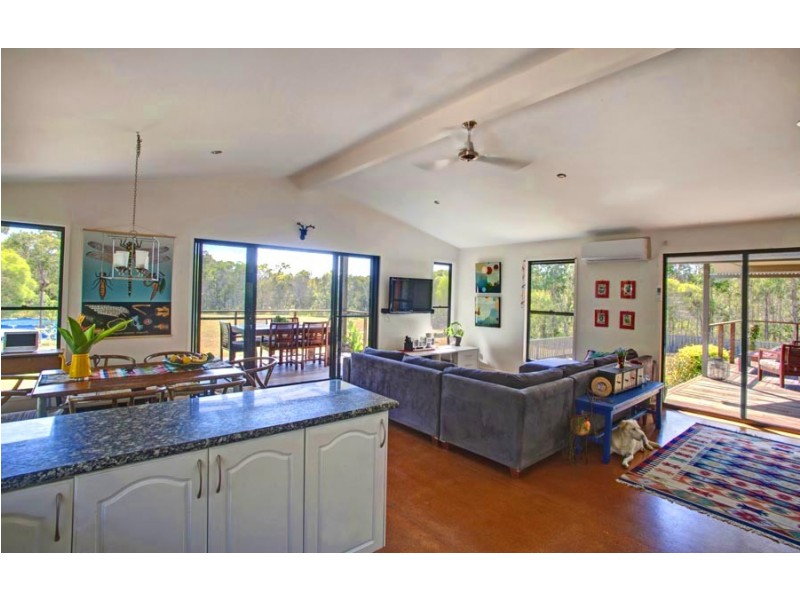 13 Jobson Road, Agnes Water QLD 4677