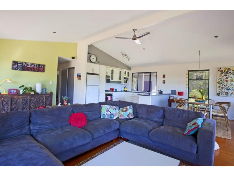 13 Jobson Road, Agnes Water QLD 4677