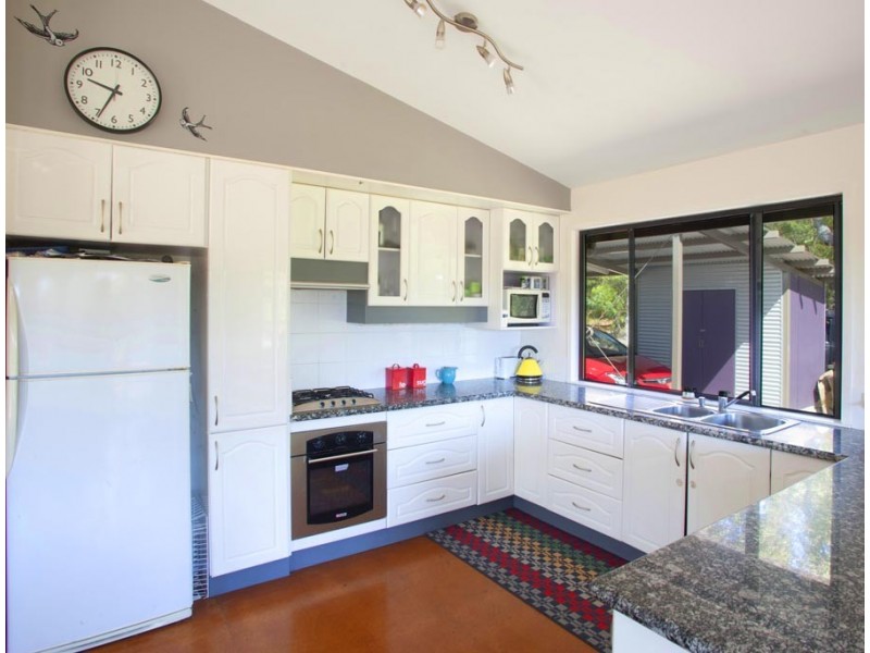 13 Jobson Road, Agnes Water QLD 4677