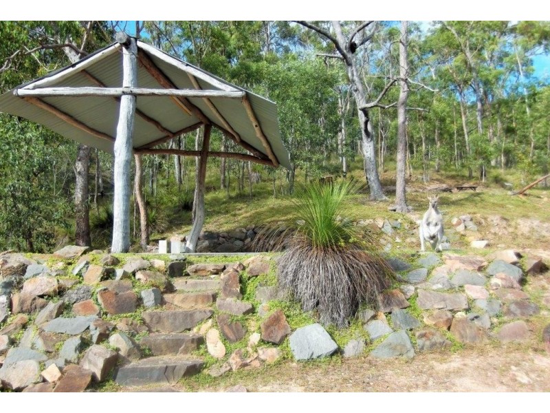679 Creevey Drive, Captain Creek QLD 4677