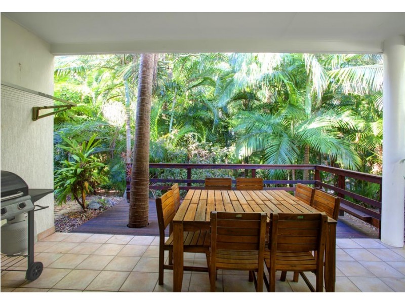11/40 Captain Cook Drive, Agnes Water QLD 4677