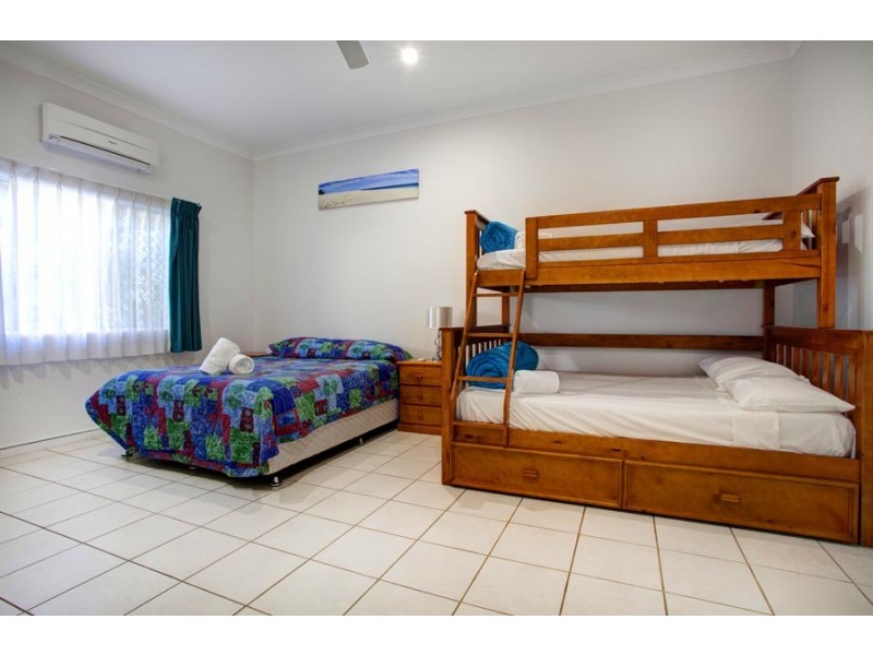 11/40 Captain Cook Drive, Agnes Water QLD 4677