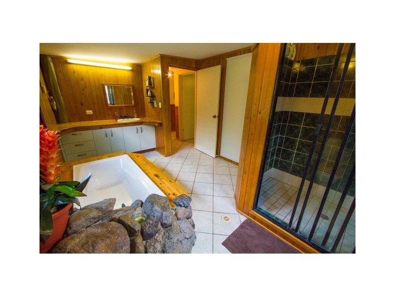 148 Dillon Road, Captain Creek QLD 4677