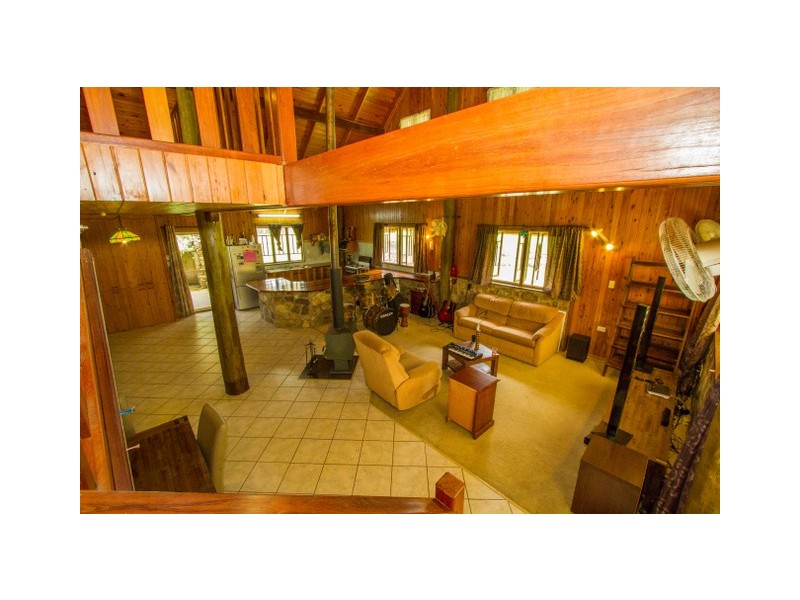 148 Dillon Road, Captain Creek QLD 4677